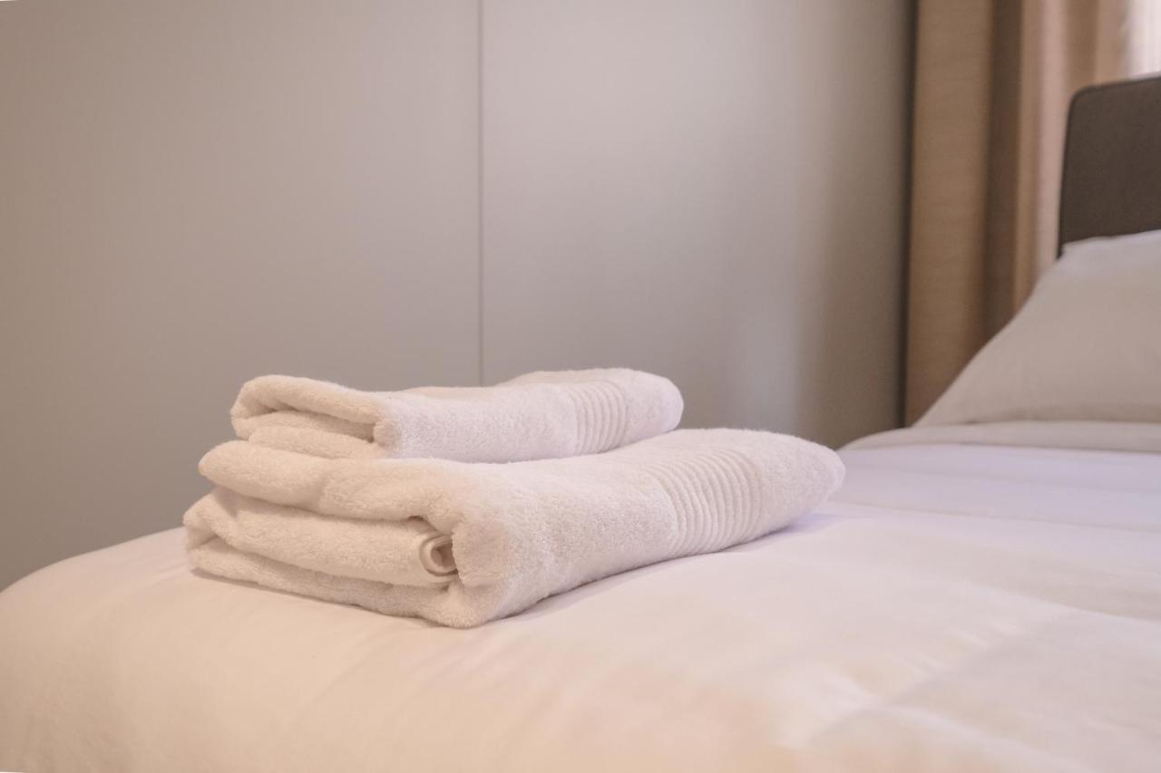 Two Steps Apartments Тирана Екстериор снимка