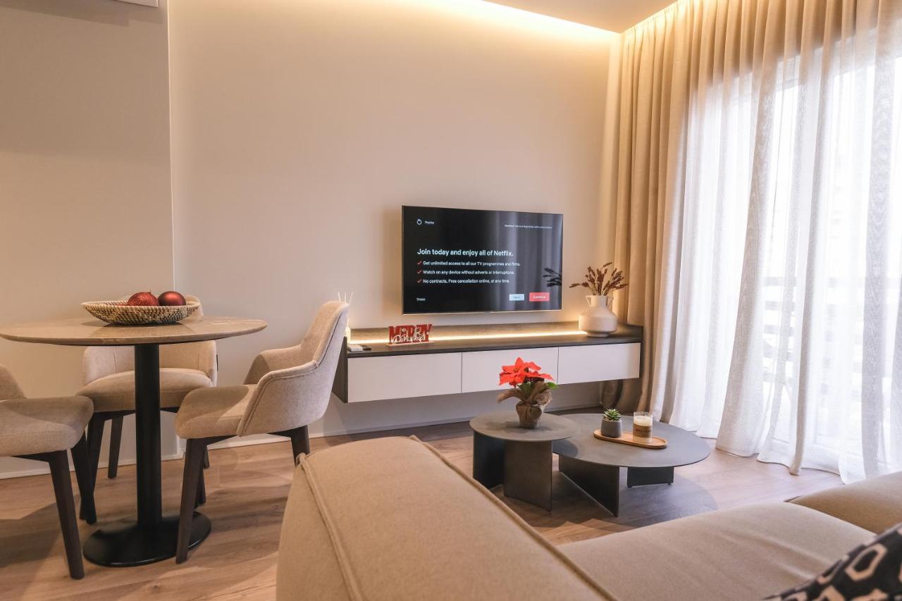 Two Steps Apartments Тирана Екстериор снимка