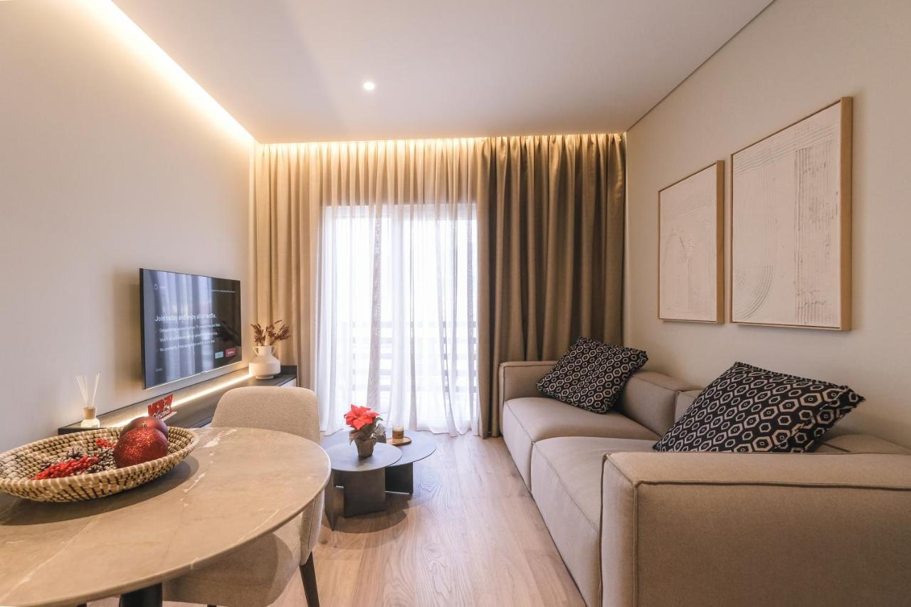 Two Steps Apartments Тирана Екстериор снимка