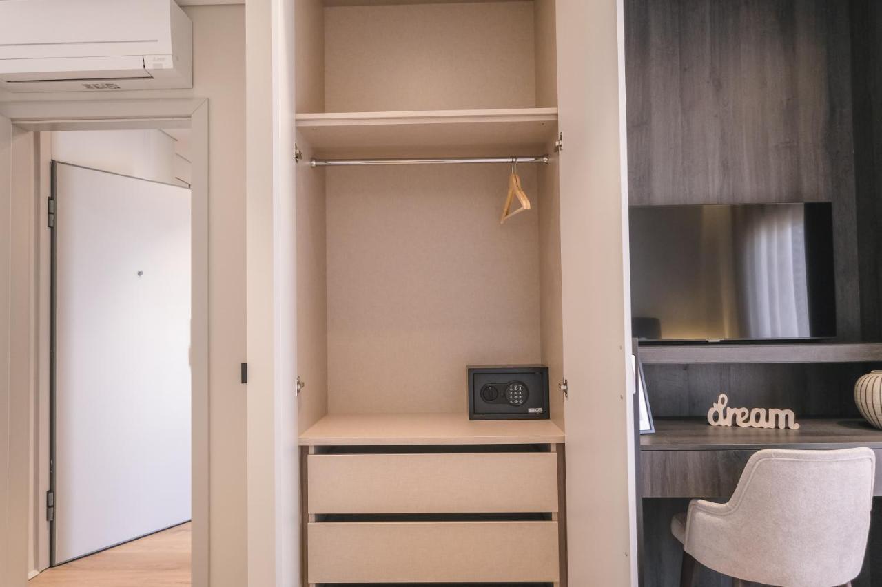 Two Steps Apartments Тирана Екстериор снимка