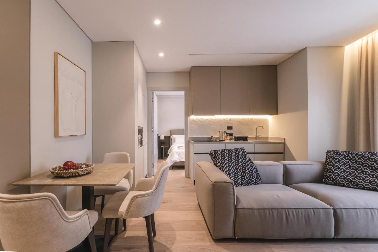 Two Steps Apartments Тирана Екстериор снимка