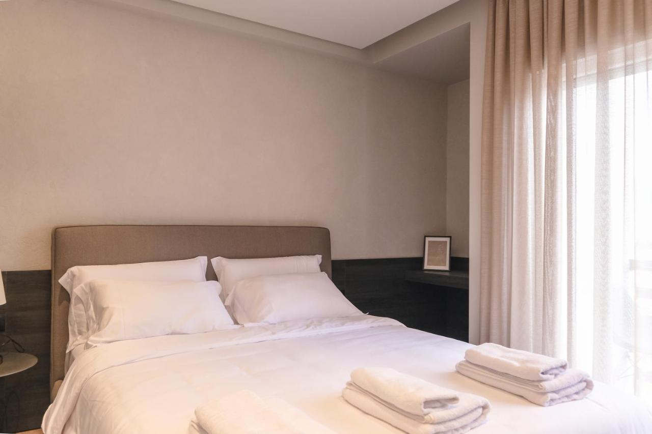 Two Steps Apartments Тирана Екстериор снимка