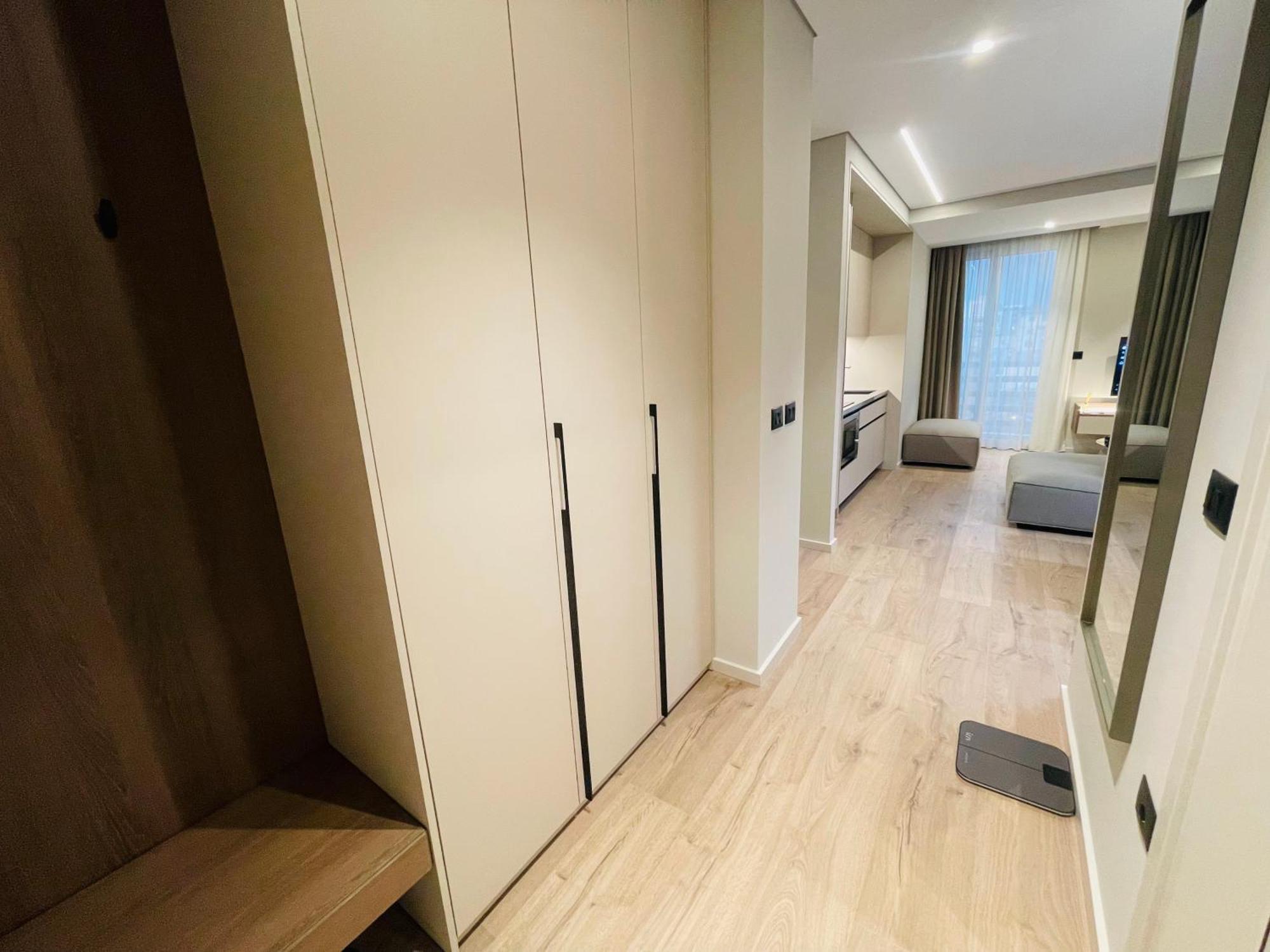 Two Steps Apartments Тирана Екстериор снимка