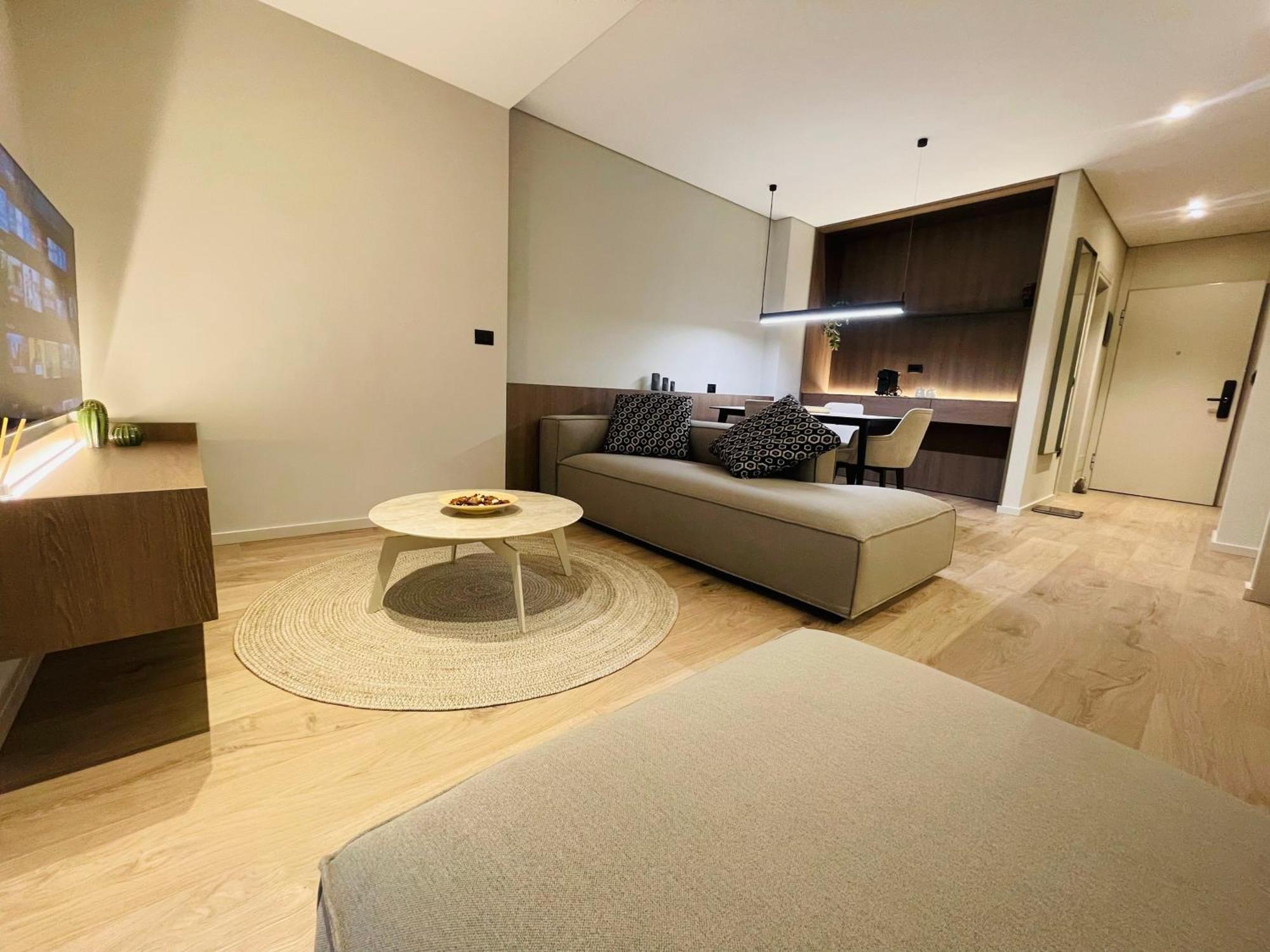 Two Steps Apartments Тирана Екстериор снимка