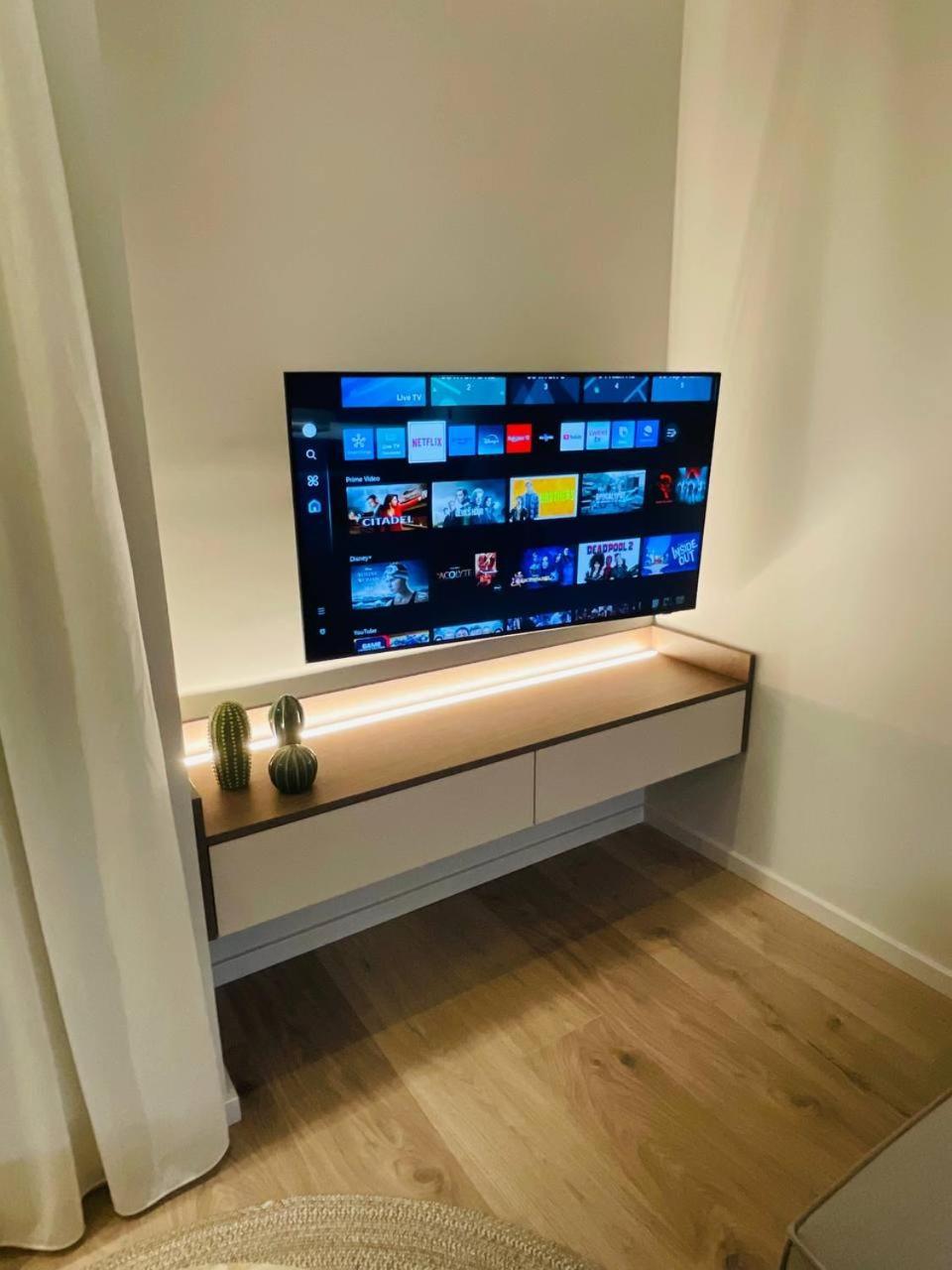 Two Steps Apartments Тирана Екстериор снимка